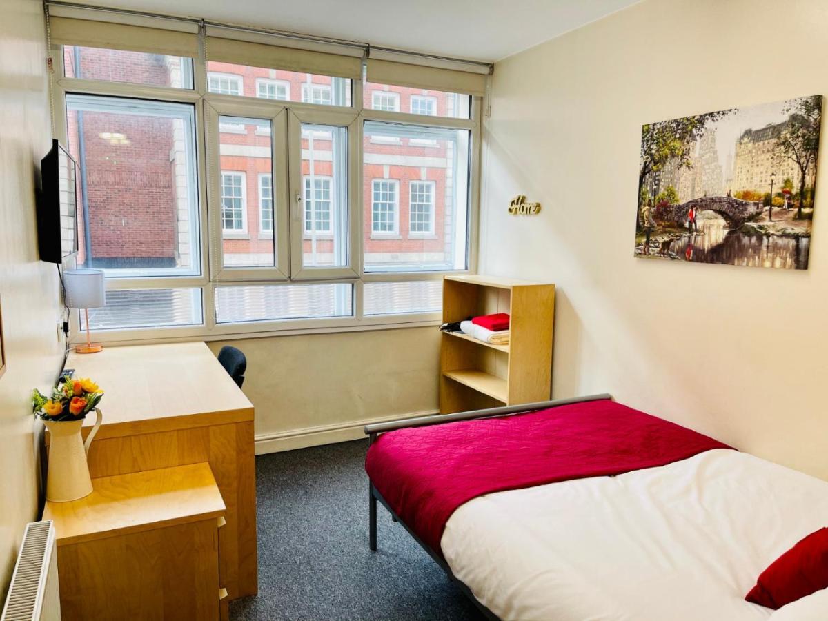 Oyo Sangha House - Short Leicester