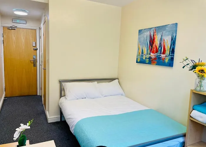 Oyo Sangha House - Short Stays