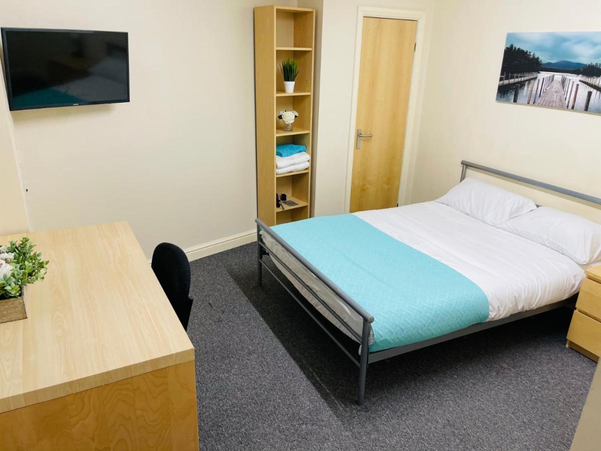 Oyo Sangha House - Short Leicester